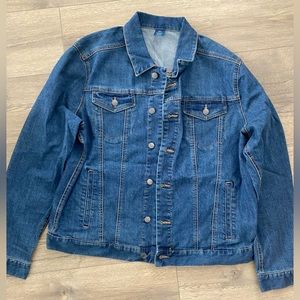 Men’s denim jacket. Size XL. Worn once.